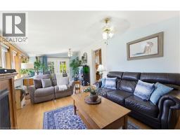 12 MCCAMMON Street - 11