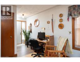 331 MIDDLE TOWNLINE Road - 32