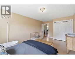 33 EDWARD Avenue - 16