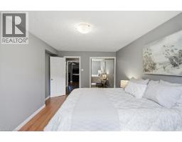 33 EDWARD Avenue - 27