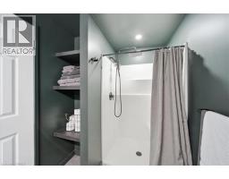 33 EDWARD Avenue - 31