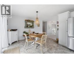 63 COULAS Crescent - 8