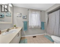 3 BOWES Court - 25