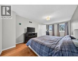 3 BOWES Court - 28