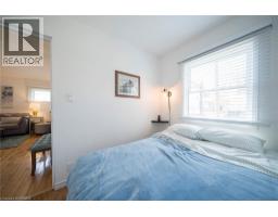 21 FERRIS Street - 12