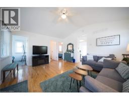 21 FERRIS Street - 9