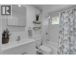 378 NORFOLK Street N - 21