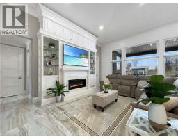 18 HARPER Boulevard - 13