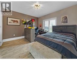 18 HARPER Boulevard - 22