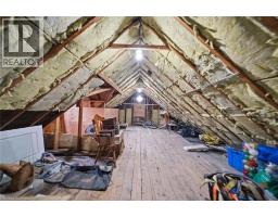 7 BARRY Drive - 28