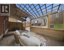 7 BARRY Drive - 32