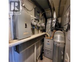 325 FAIRVIEW Drive - 8