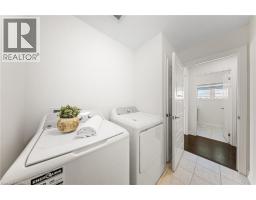 1 BEE Crescent - 19
