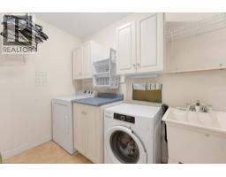 30 COBBLESTONE Drive - 27