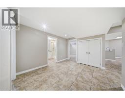 20 WEBB Avenue - 31
