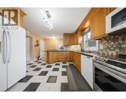 106 MEMORIAL Drive - 11