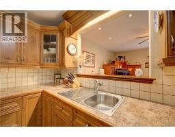 83 EVELYN Street - 11