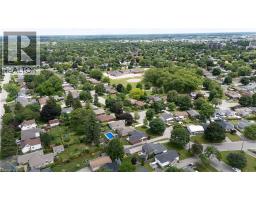 83 EVELYN Street - 4