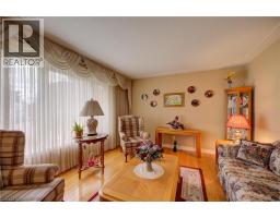 83 EVELYN Street - 7