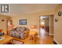 83 EVELYN Street - 9
