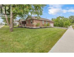 5 WALPOLE Drive - 2