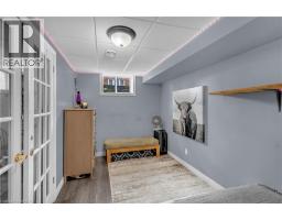 5 WALPOLE Drive - 28