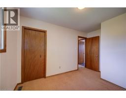 19 OWEN Avenue - 21