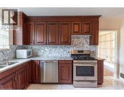 107 QUEENSWAY Drive - 11