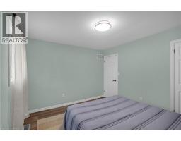4 DOWDEN Avenue - 19