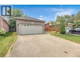 4 DOWDEN Avenue - 3