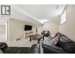 61 SUNNYSIDE Drive - 34