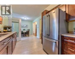 35 CHURCH Street W - 13