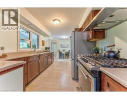 35 CHURCH Street W - 14