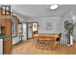 46 ANDERSON Avenue - 11