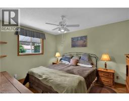 46 ANDERSON Avenue - 16