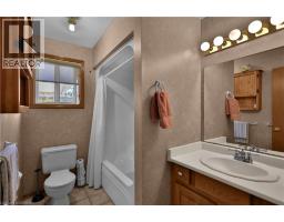 46 ANDERSON Avenue - 21
