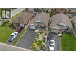 46 ANDERSON Avenue - 37