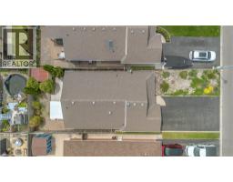 46 ANDERSON Avenue - 39