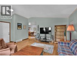46 ANDERSON Avenue - 6