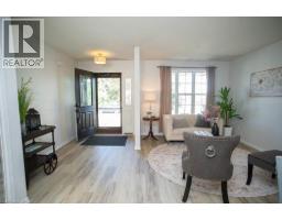 48 LOVELL Crescent - 5