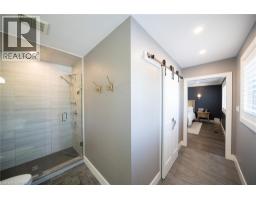 166 KING Street - 21