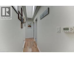 4 WELLINGTON Street - 22