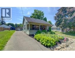 4 WELLINGTON Street - 3