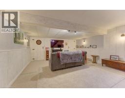 4 WELLINGTON Street - 33