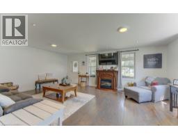 4 WELLINGTON Street - 8