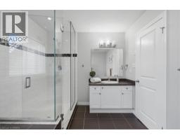 14 MCQUEEN Drive - 32
