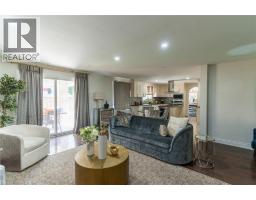 267 MEMORIAL Drive - 25