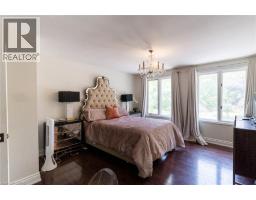 267 MEMORIAL Drive - 27
