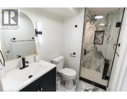 267 MEMORIAL Drive - 32