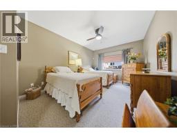 10 COBBLESTONE Drive UnitNo. 35 - 9